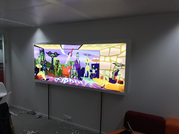 Oeuvre lumineuse thème "Daphni et ses mutants"Station F PATRICK BOOSZ DESIGN®